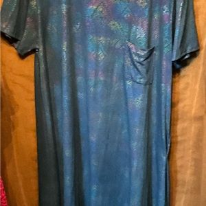 3x Lularoe Elegant Carly pretty and festive for the holidays